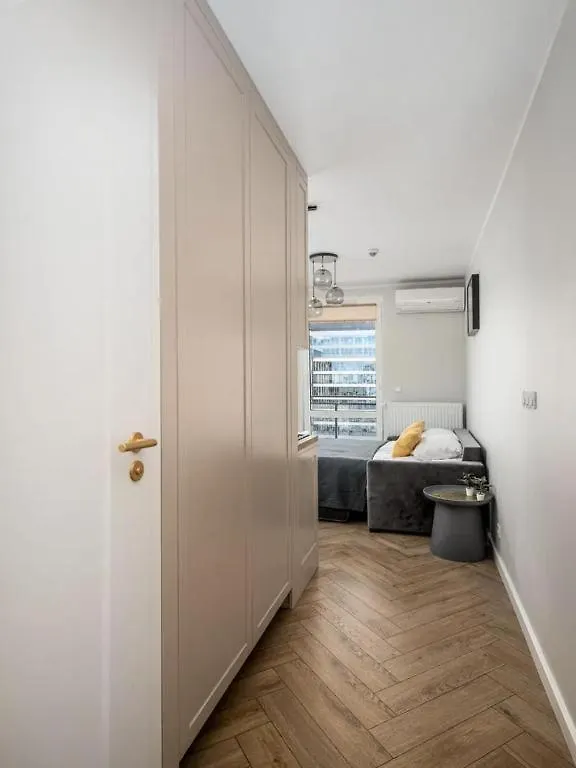 Apartment Aparthotel By Diokaonad